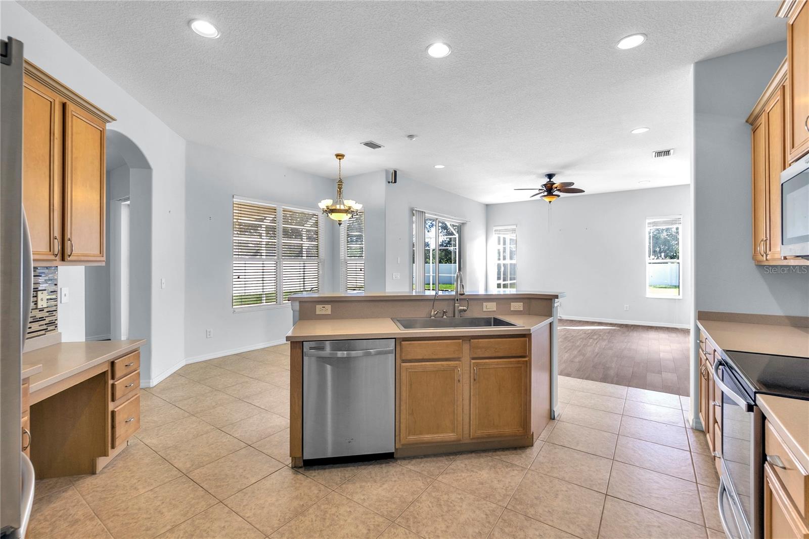 2927 122nd Pl E Property Photo 11