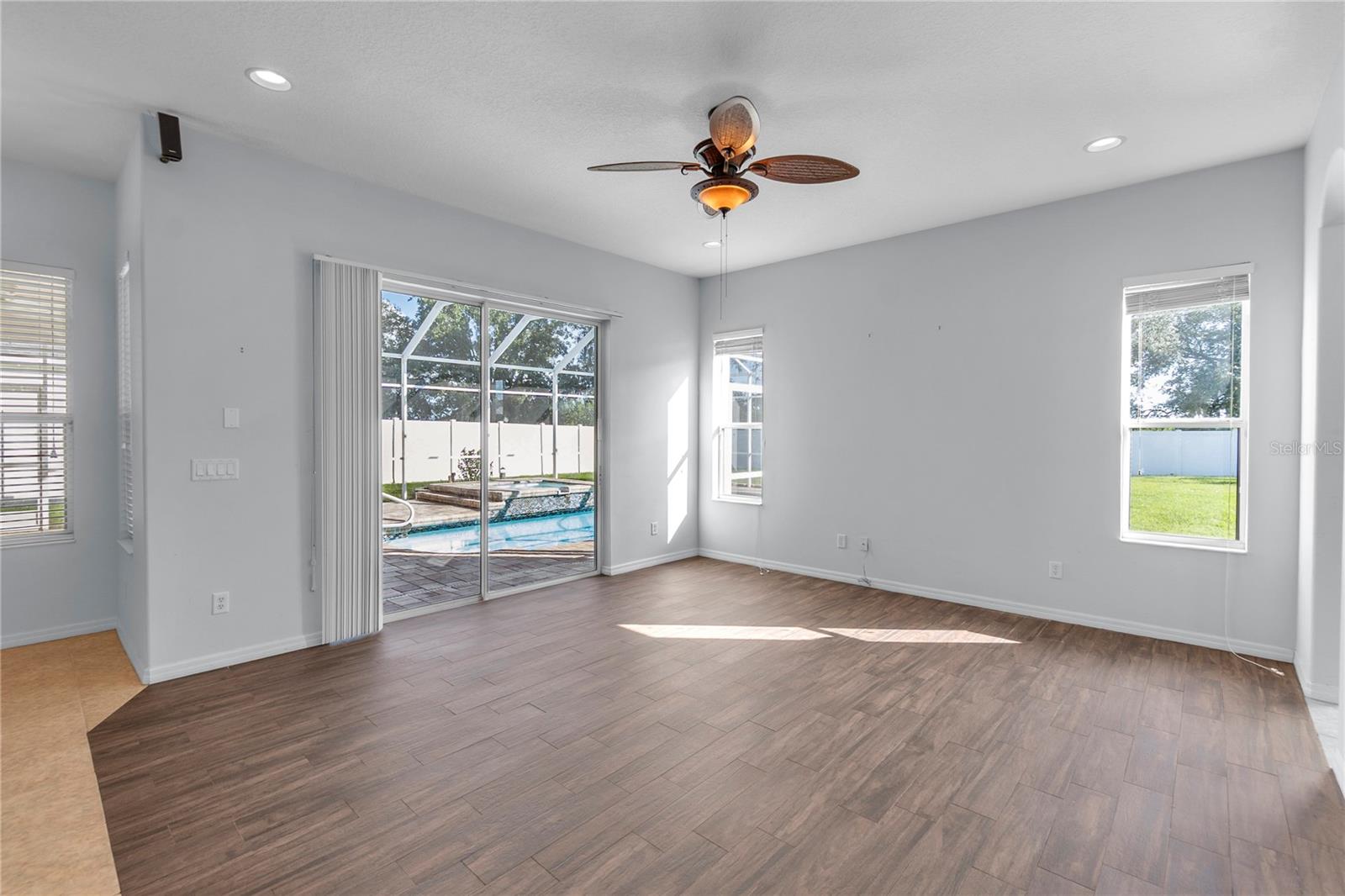 2927 122nd Pl E Property Photo 13