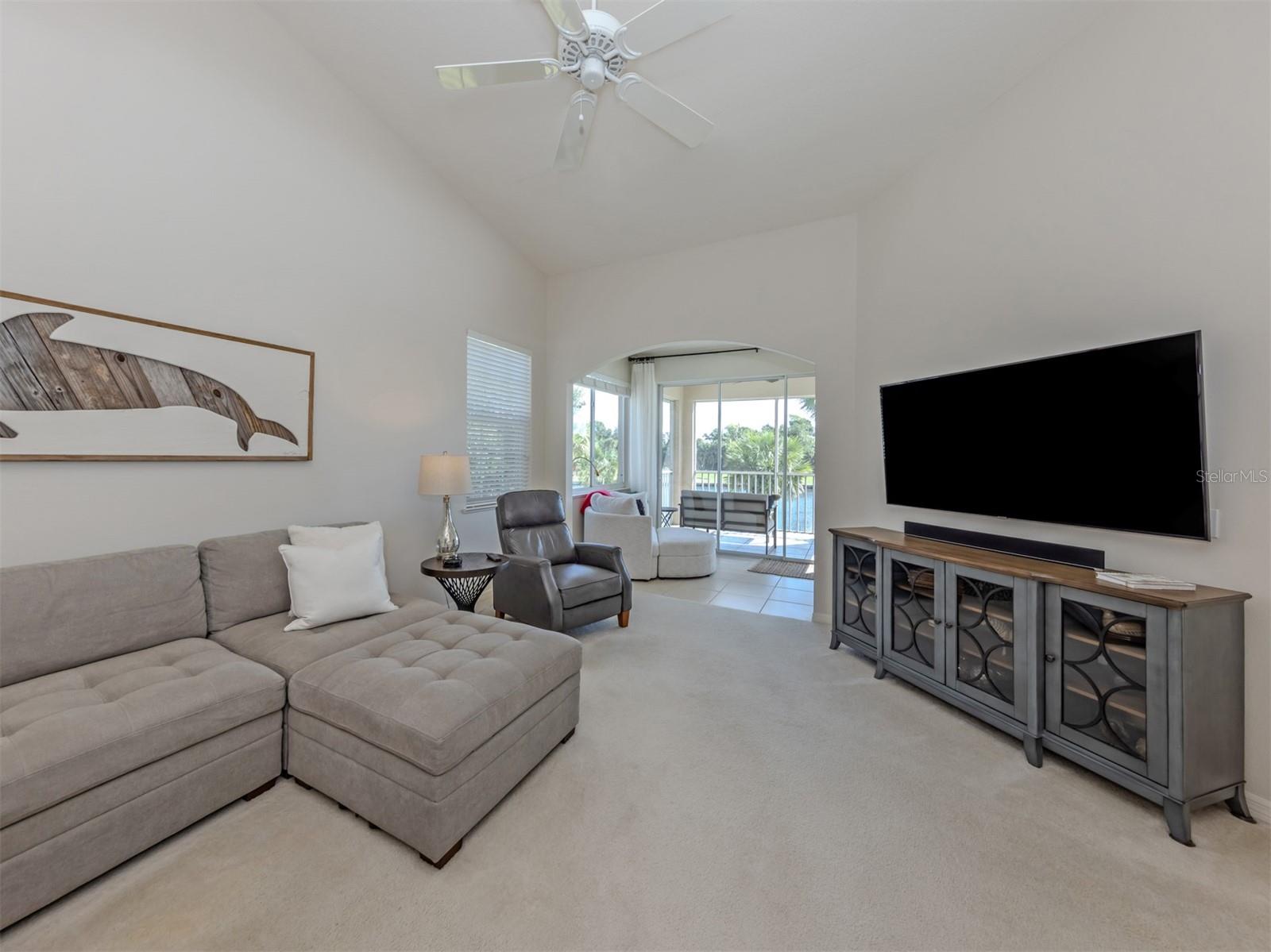 107 Woodbridge Dr #202 Property Photo 11