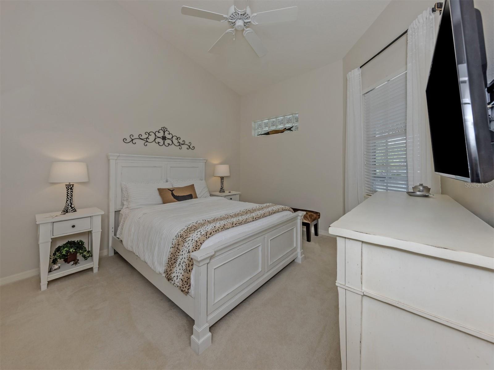 107 Woodbridge Dr #202 Property Photo 17