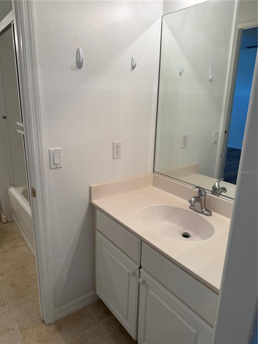6952 Prosperity Cir #408 Property Photo 12