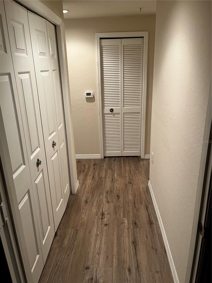 5152 Northridge Rd #106 Property Photo 11