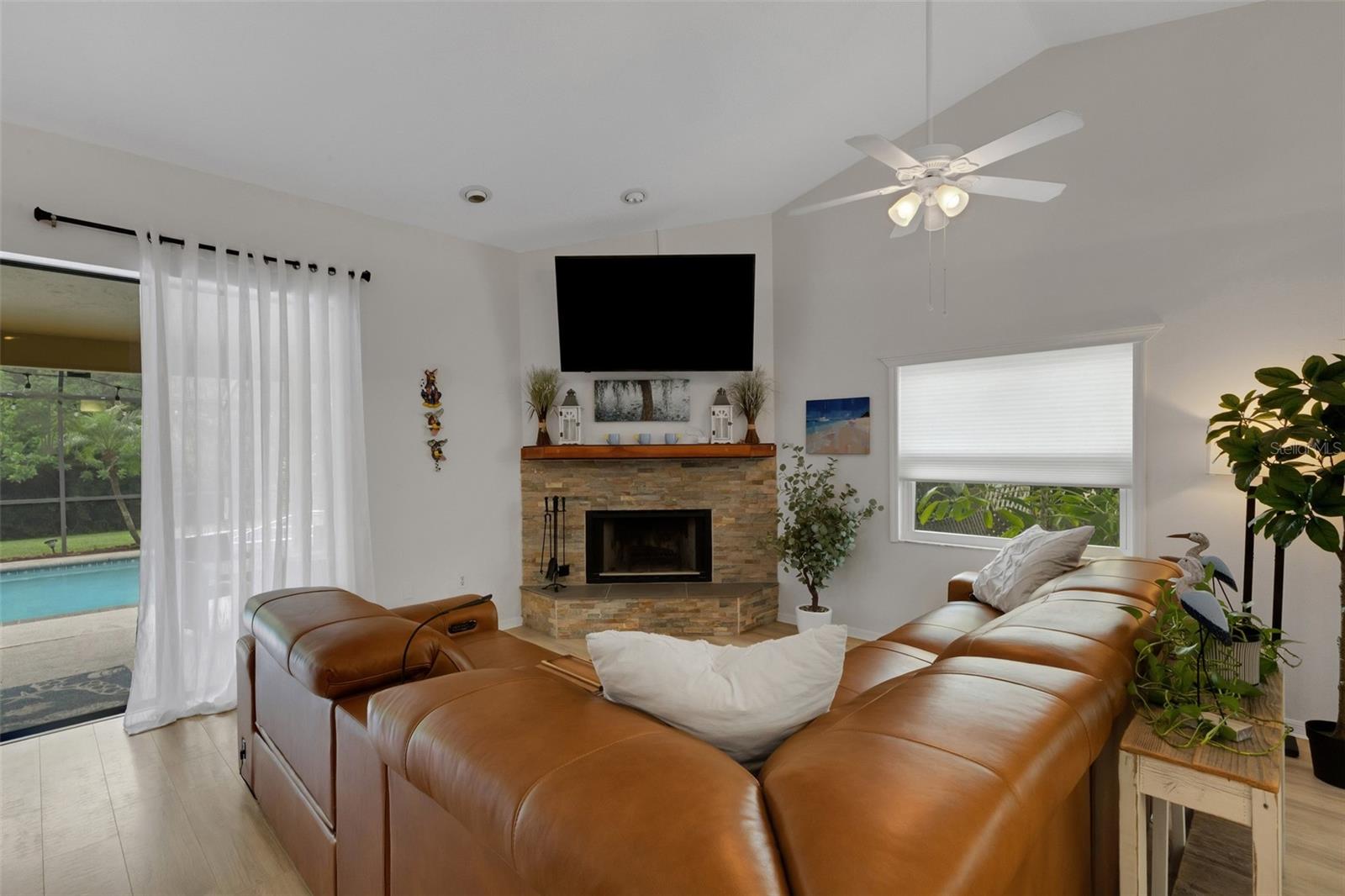 6104 Nicole Dr Property Photo 10