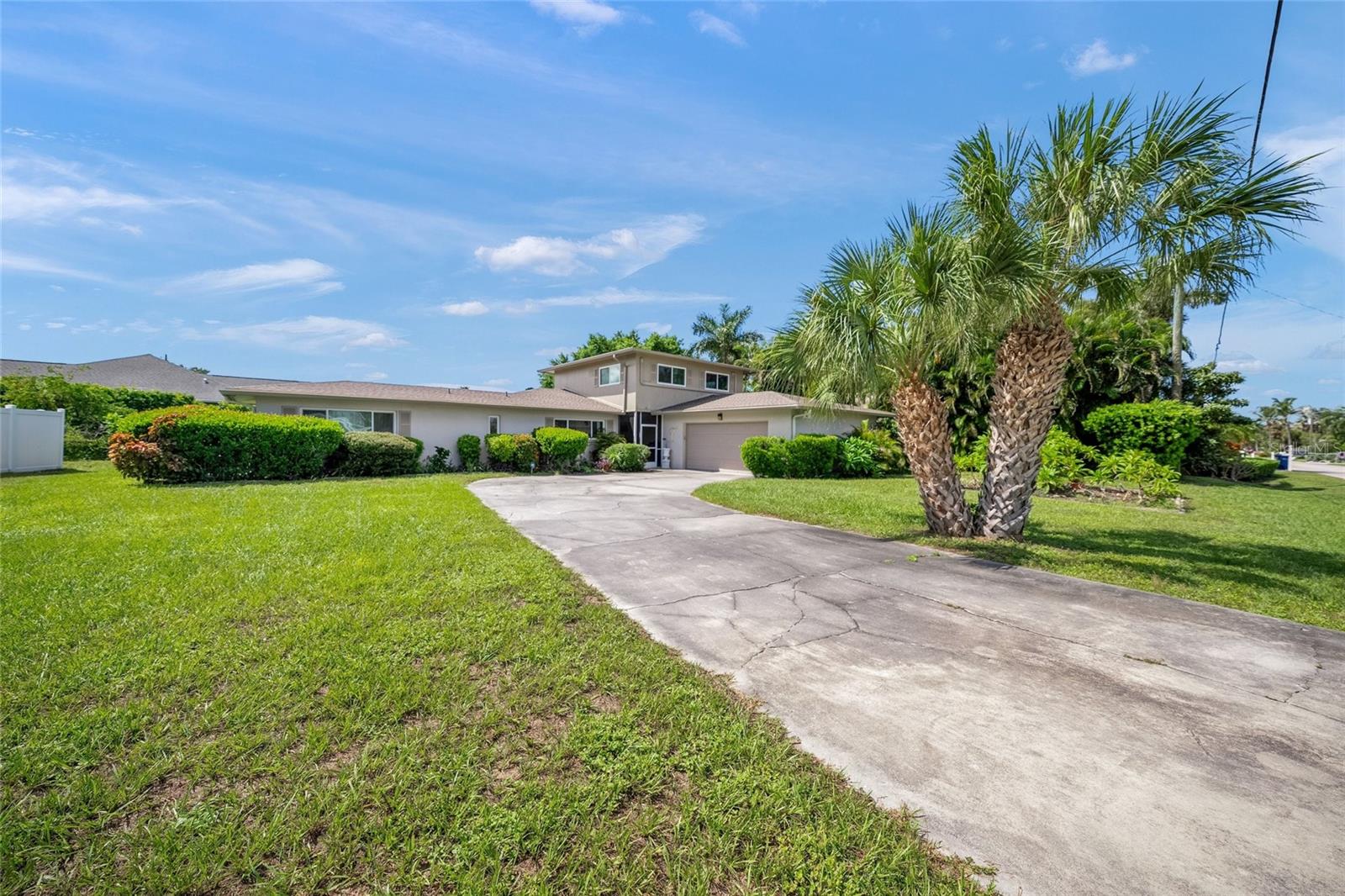1820 Stanford Ln Property Photo 35
