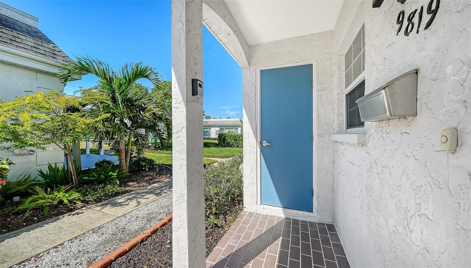 9819 Hernando Ct #29-a Property Photo 7