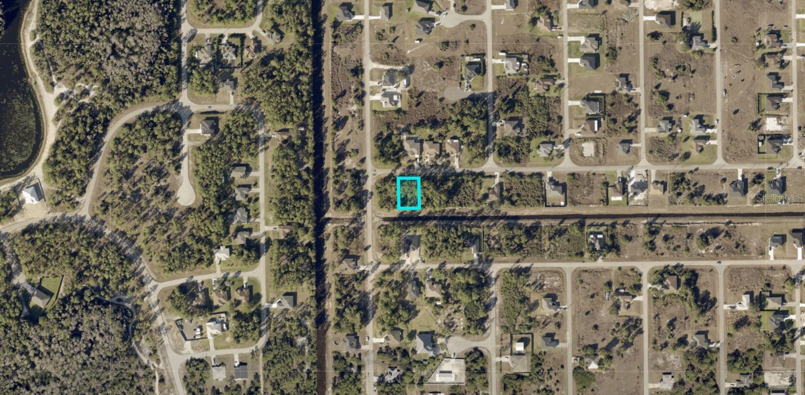 506 Raintree St E Property Photo 2