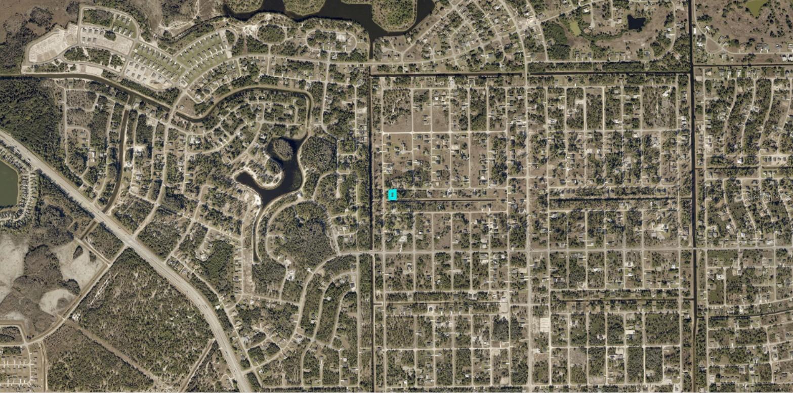 506 Raintree St E Property Photo 3