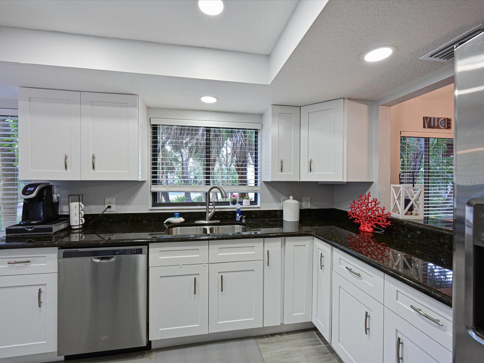 3904 Mourning Dove Dr #225 Property Photo 5