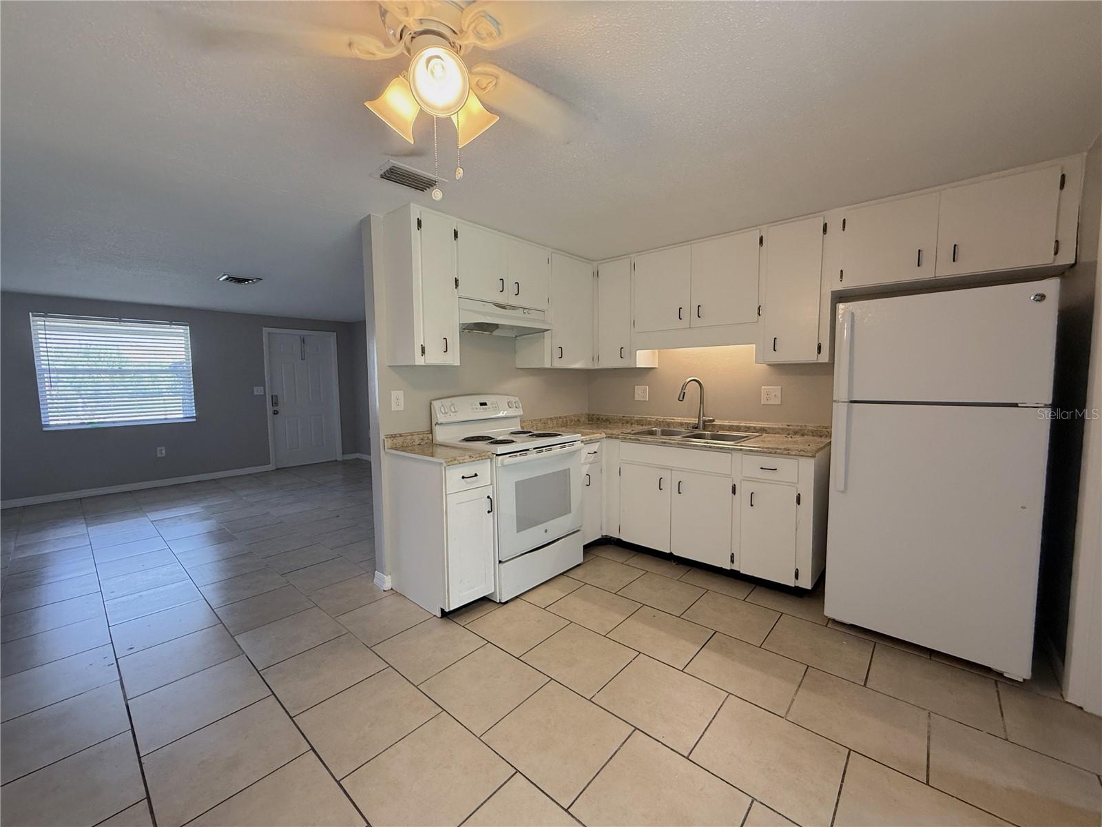 536 Briarwood Rd Property Photo 4