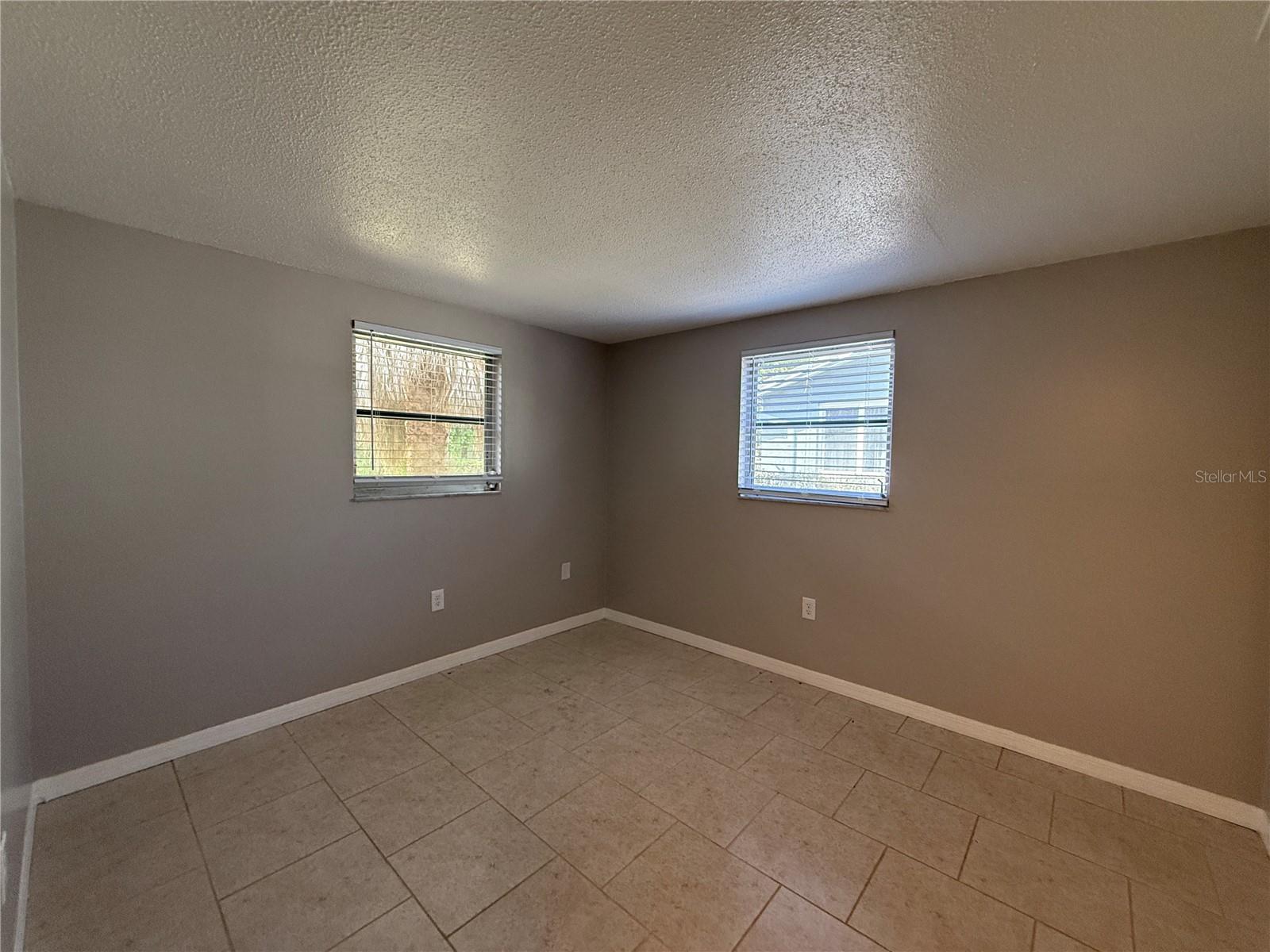 536 Briarwood Rd Property Photo 10