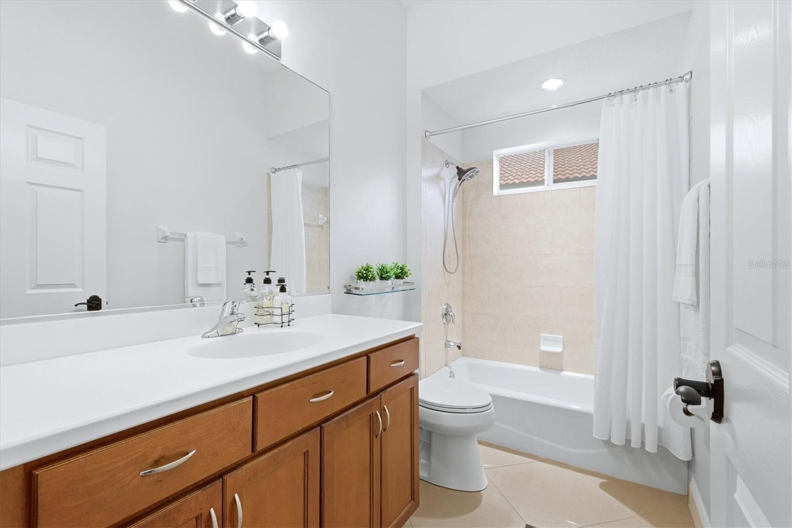 7519 Birds Eye Ter Property Photo 12