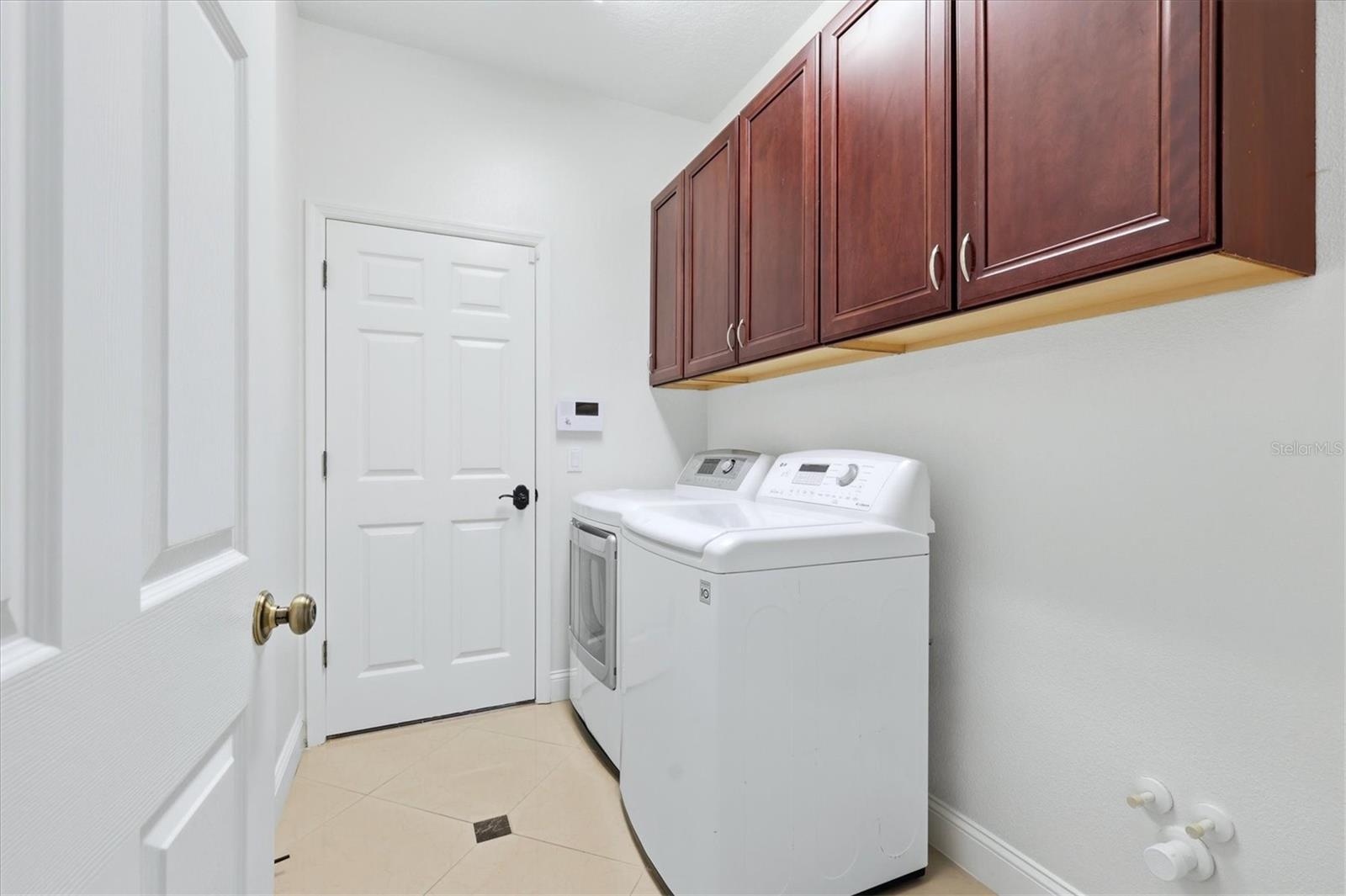 7519 Birds Eye Ter Property Photo 23