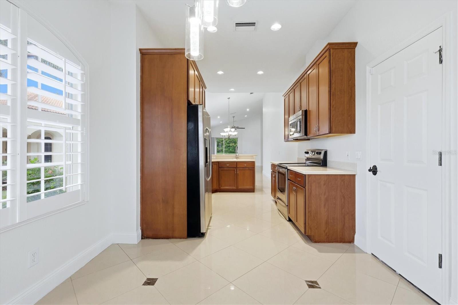 7519 Birds Eye Ter Property Photo 32