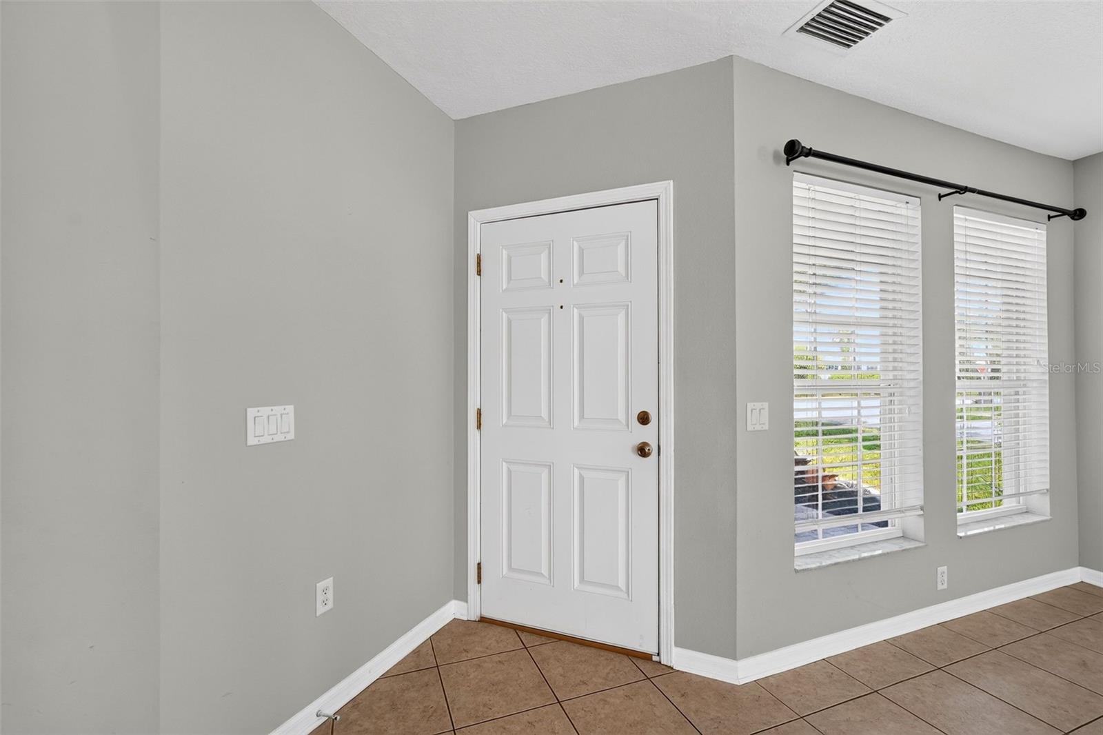 4007 34th St E Property Photo 5