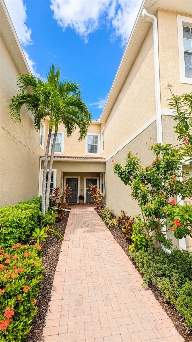 7915 Moonstone Dr #26-105 Property Photo 1