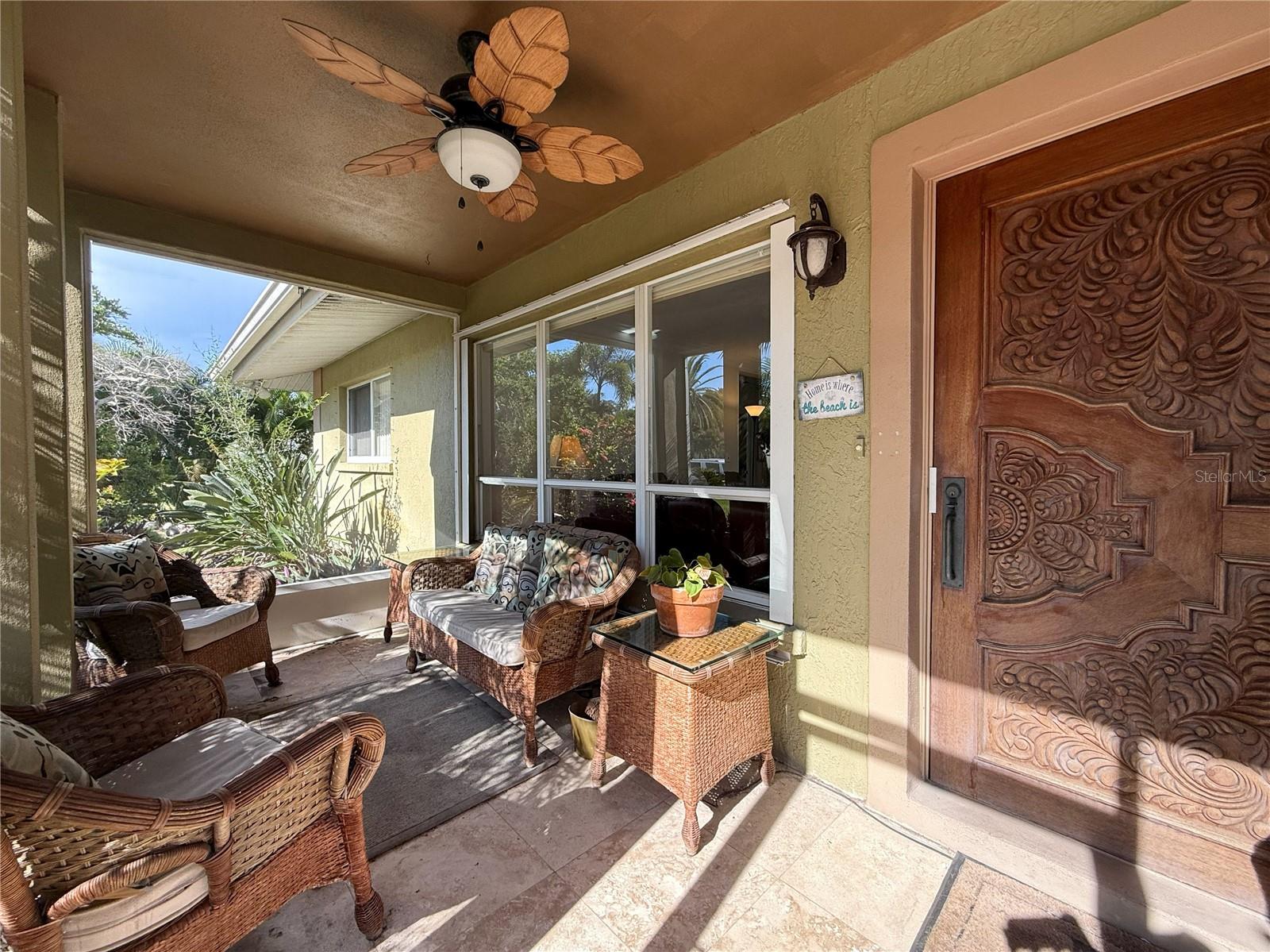 5541 Cape Aqua Dr Property Photo 3