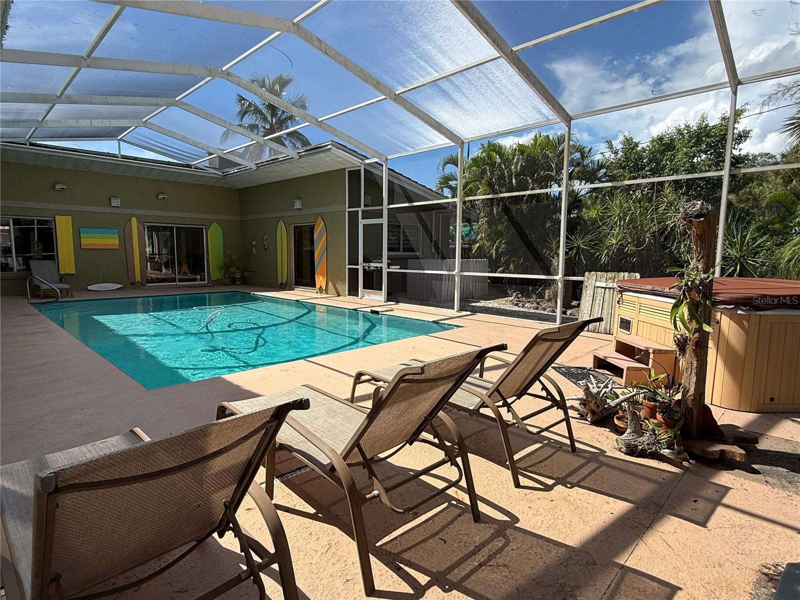 5541 Cape Aqua Dr Property Photo 5