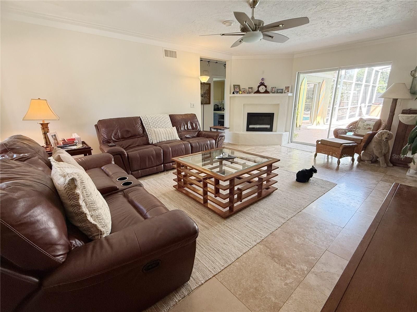 5541 Cape Aqua Dr Property Photo 6