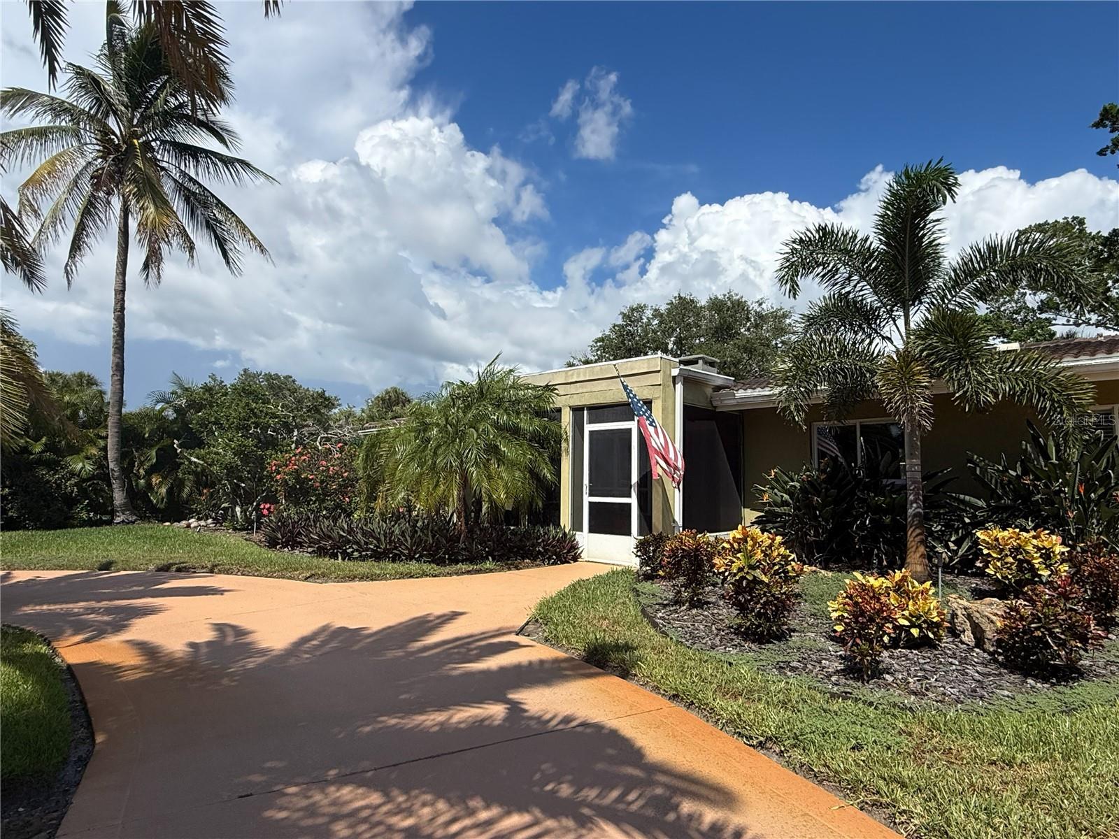 5541 Cape Aqua Dr Property Photo 10