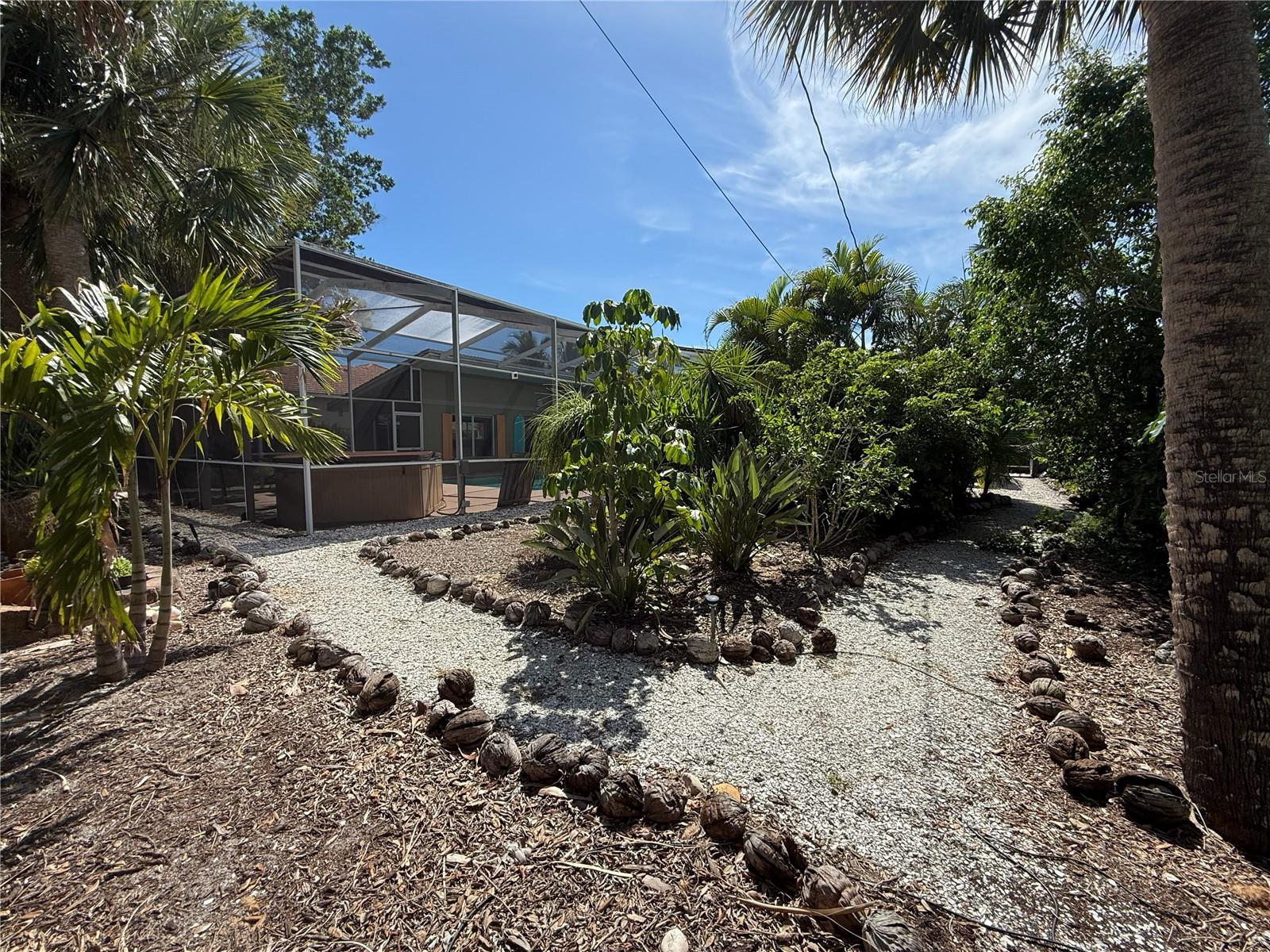 5541 Cape Aqua Dr Property Photo 14