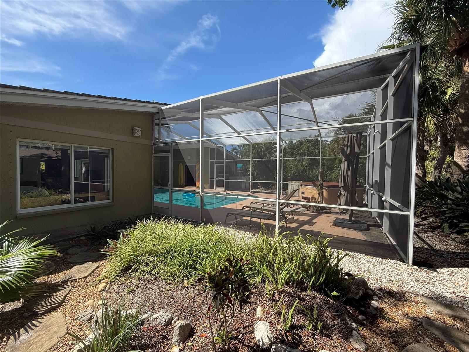 5541 Cape Aqua Dr Property Photo 17
