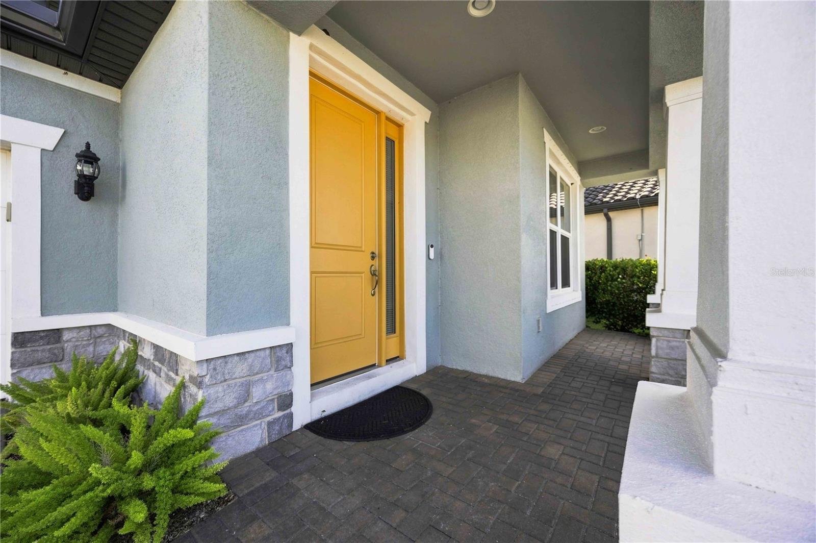4745 Antrim Dr Property Photo 3