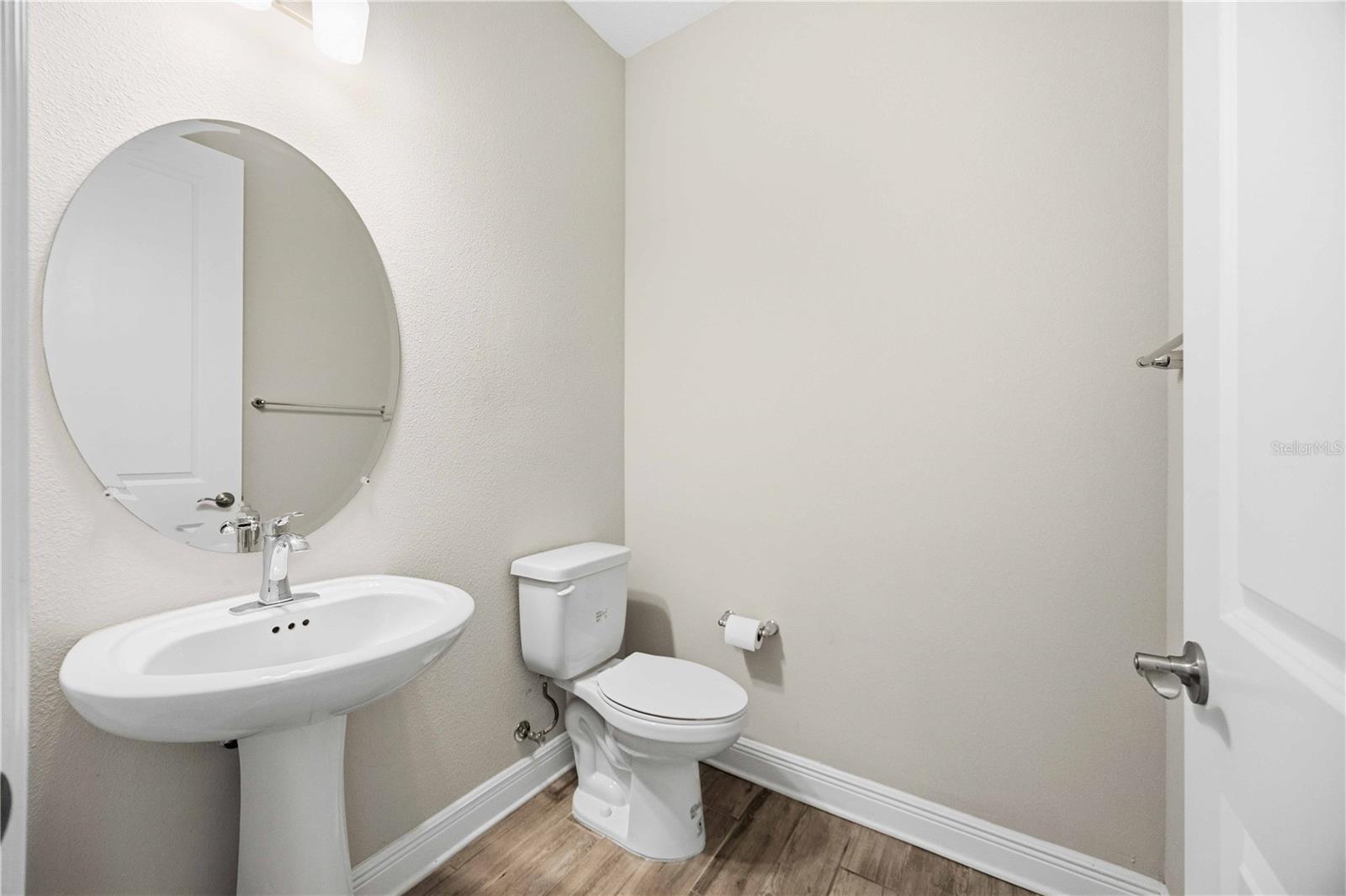 4745 Antrim Dr Property Photo 13