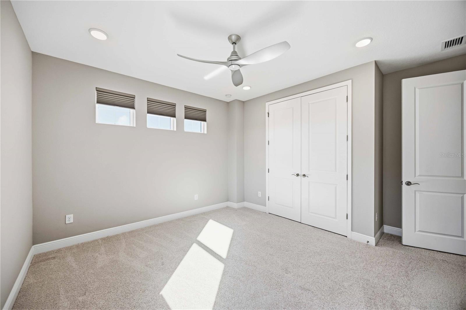 4745 Antrim Dr Property Photo 23
