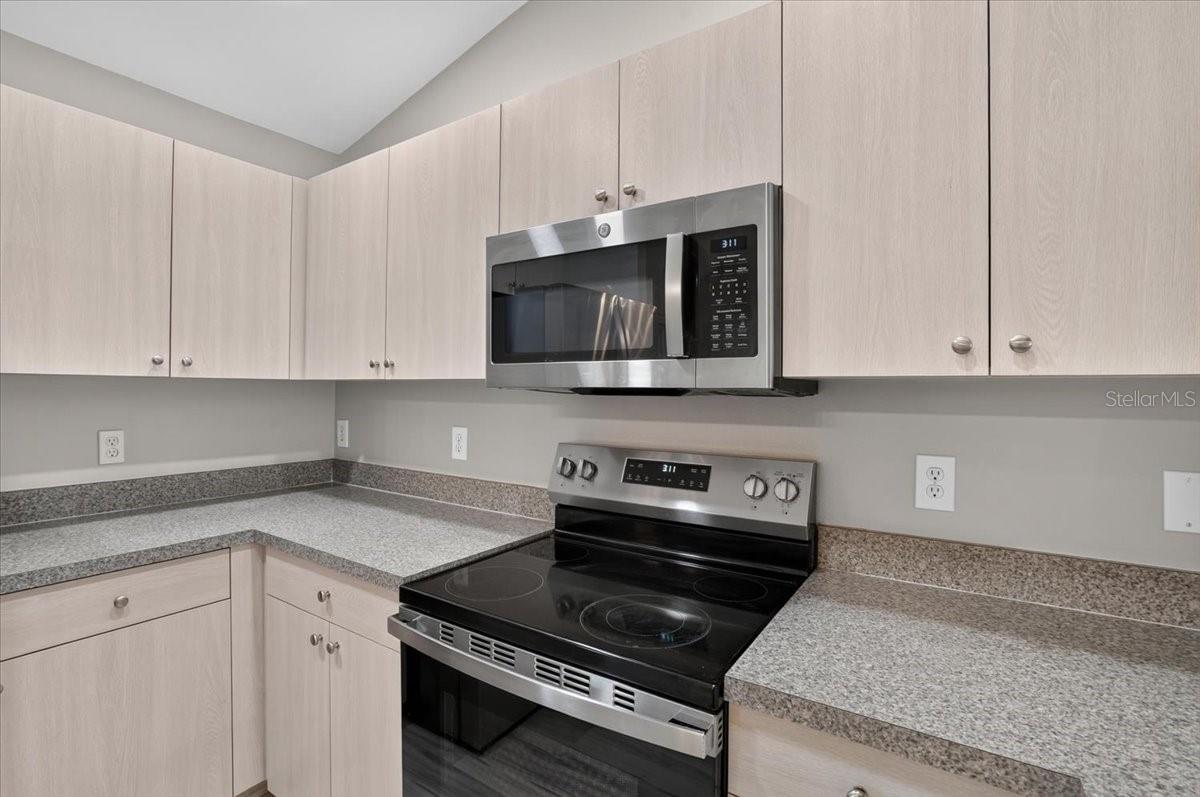 5815 33rd Dr E Property Photo 15