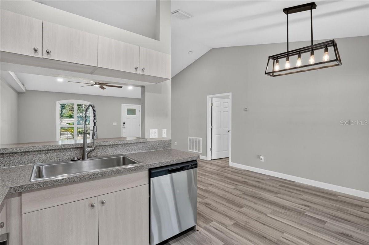 5815 33rd Dr E Property Photo 16