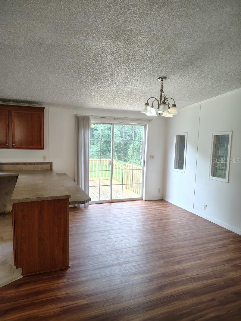 19009 Us Highway 301 N Property Photo 7