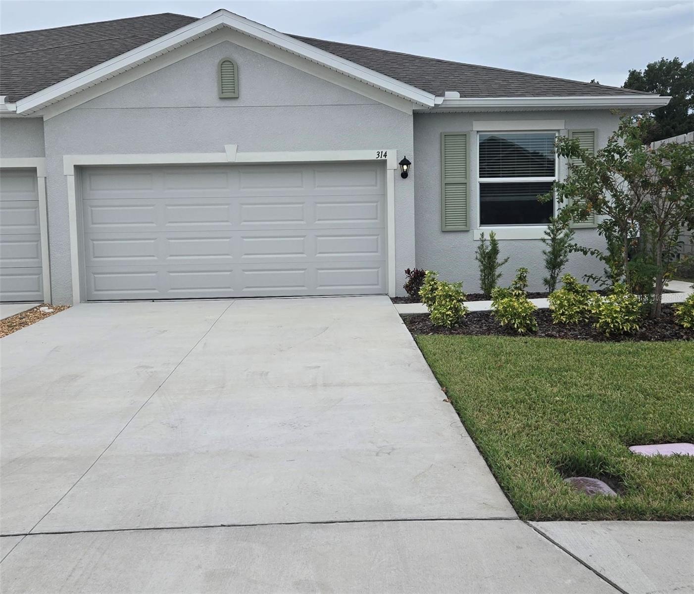 314 157th Ct E Property Photo 2