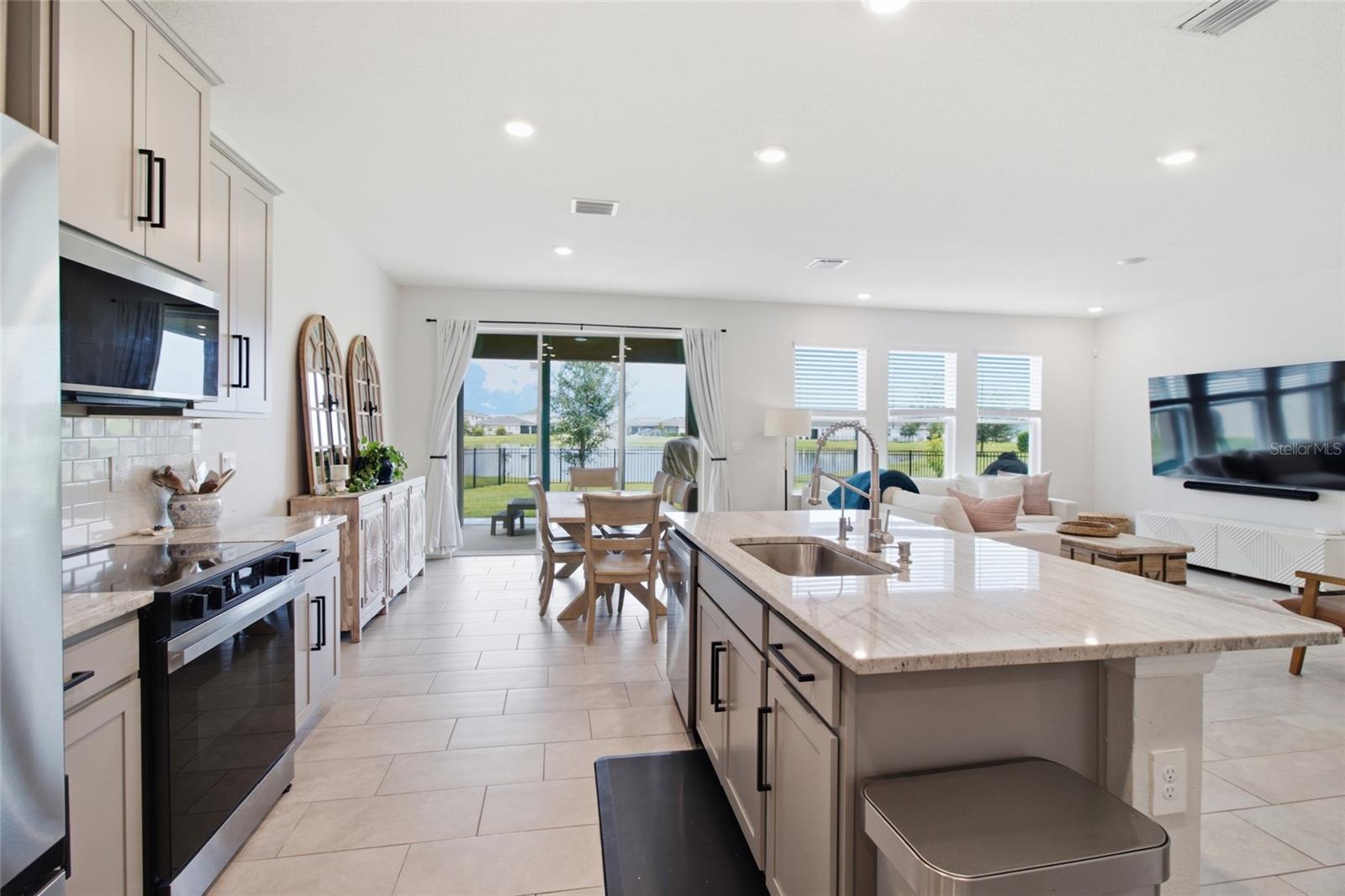 17656 Cantarina Cv Property Photo 10