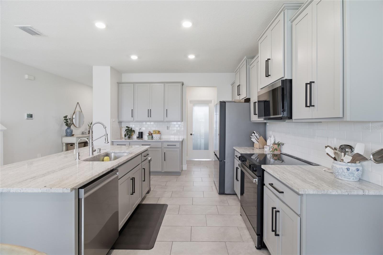 17656 Cantarina Cv Property Photo 11