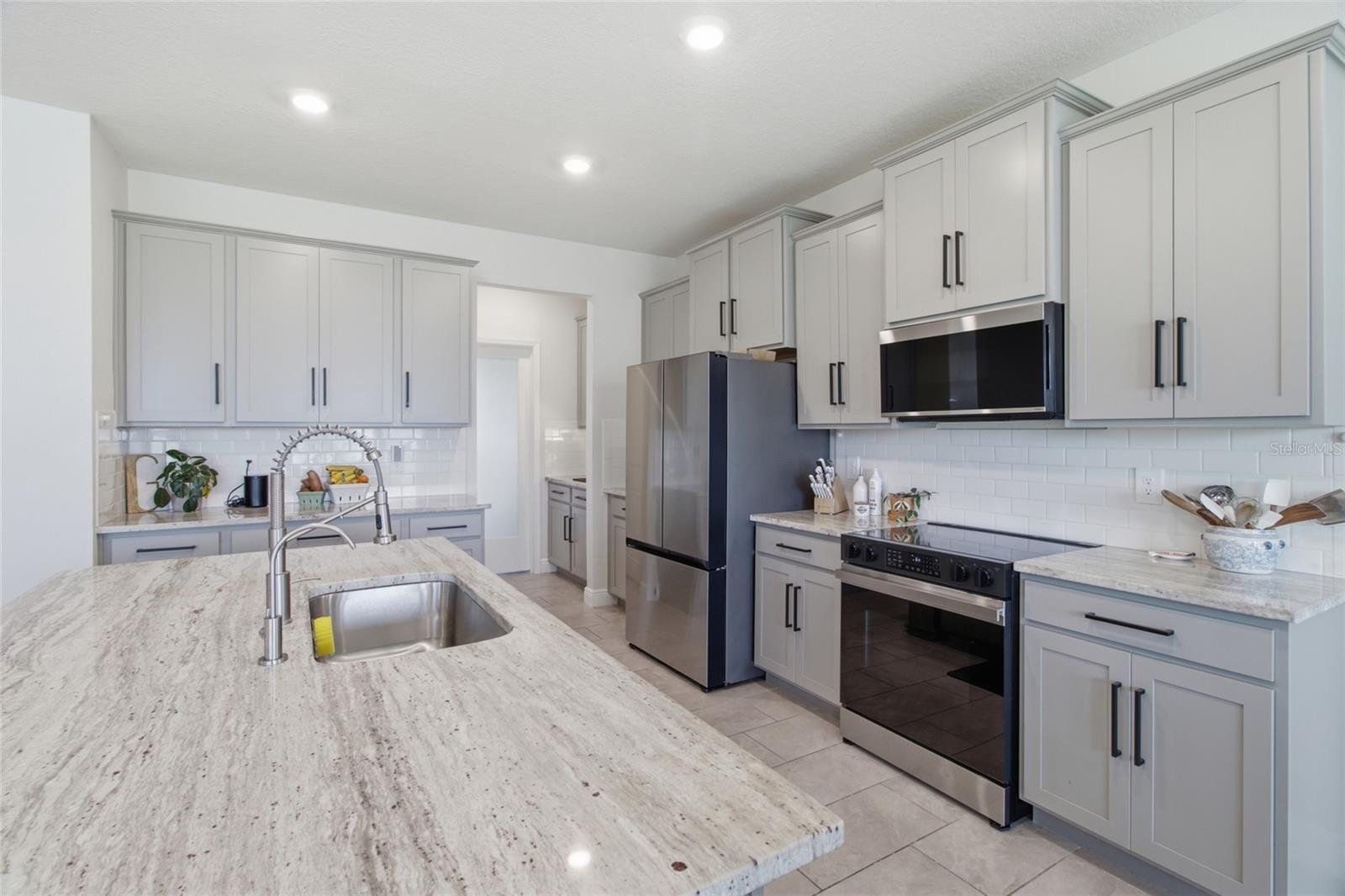17656 Cantarina Cv Property Photo 12