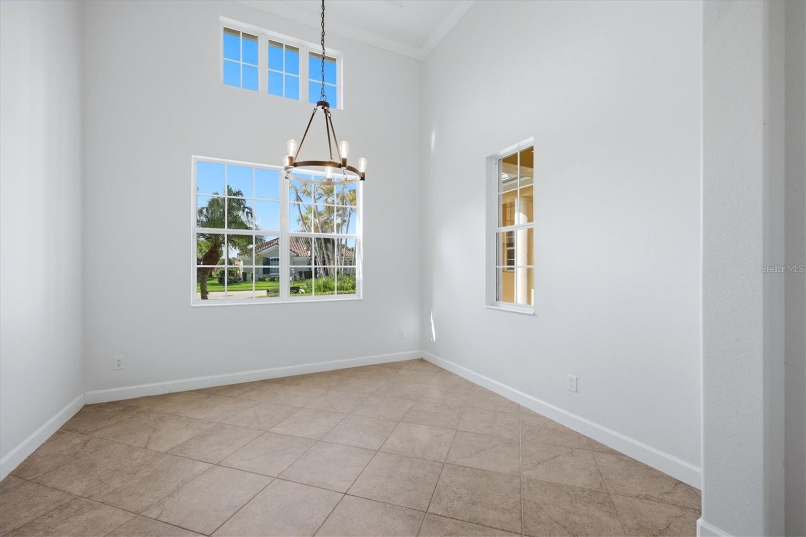 262 Montelluna Dr Property Photo 8