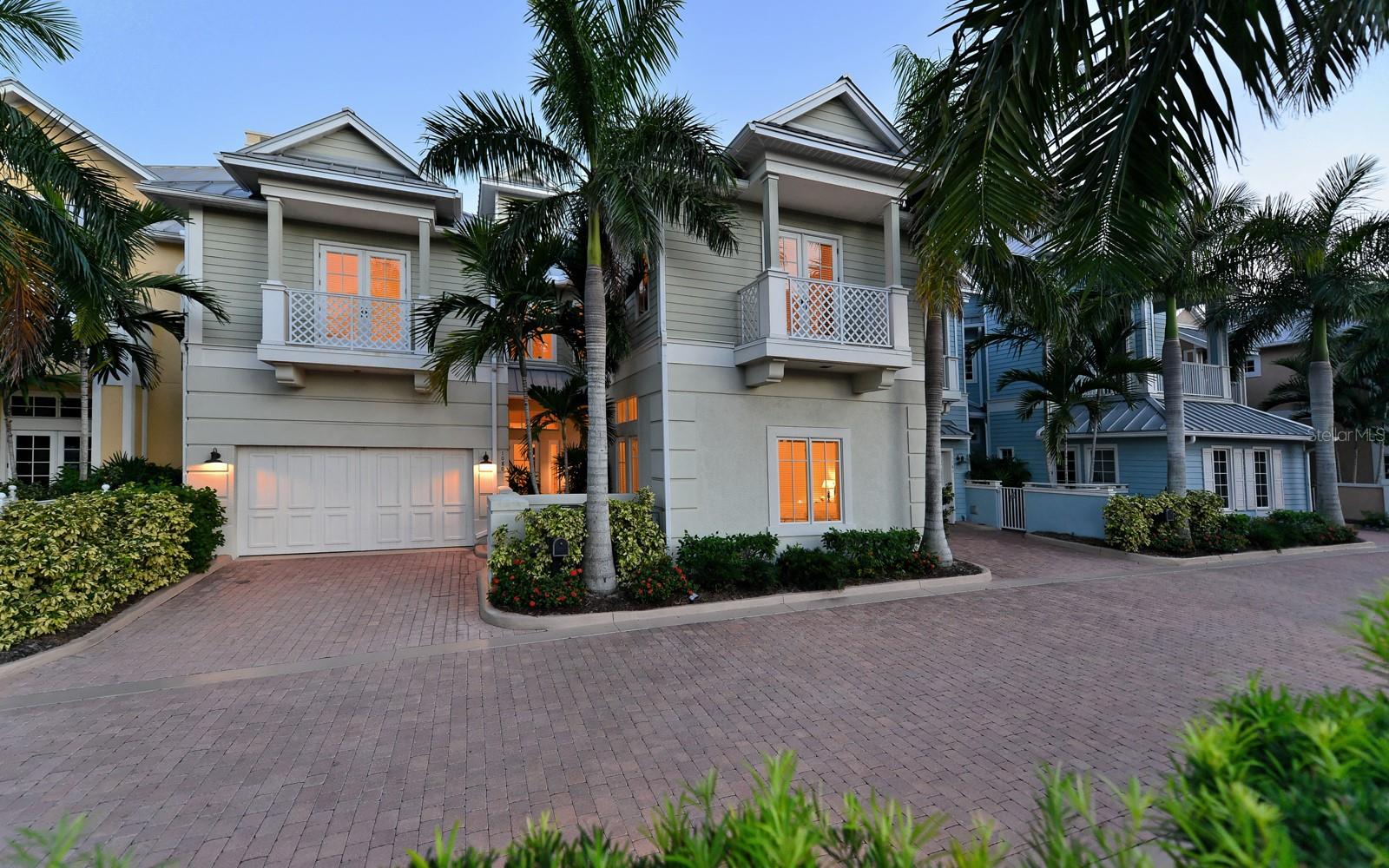 1080 SEAGROVE LN #CH2 Property Photo 1