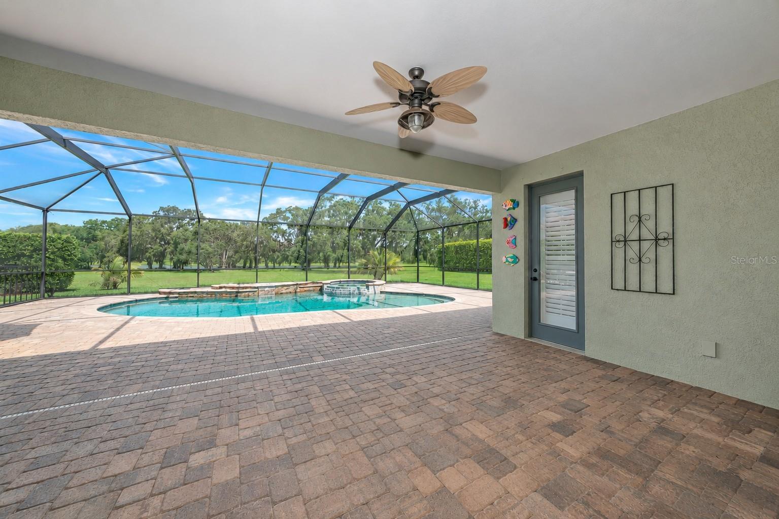 2938 Desert Plain Cv Property Photo 8