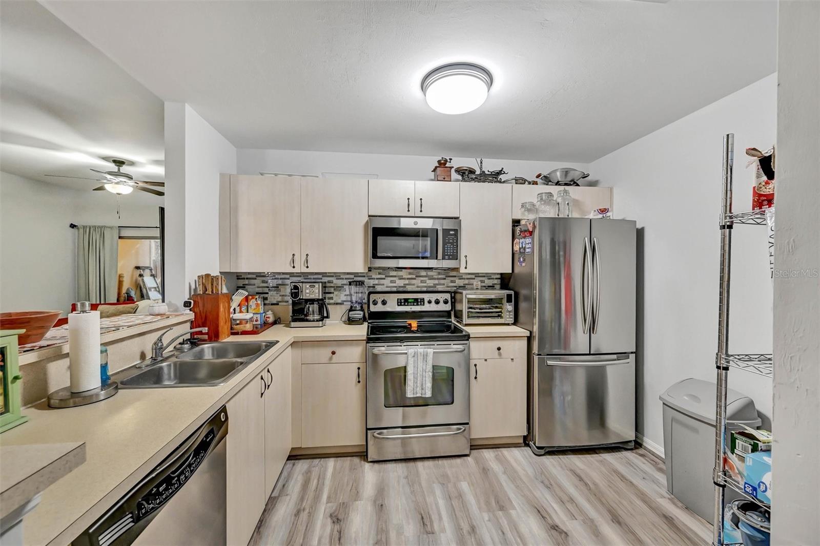 15441 Bellamar Cir #1113 Property Photo 6