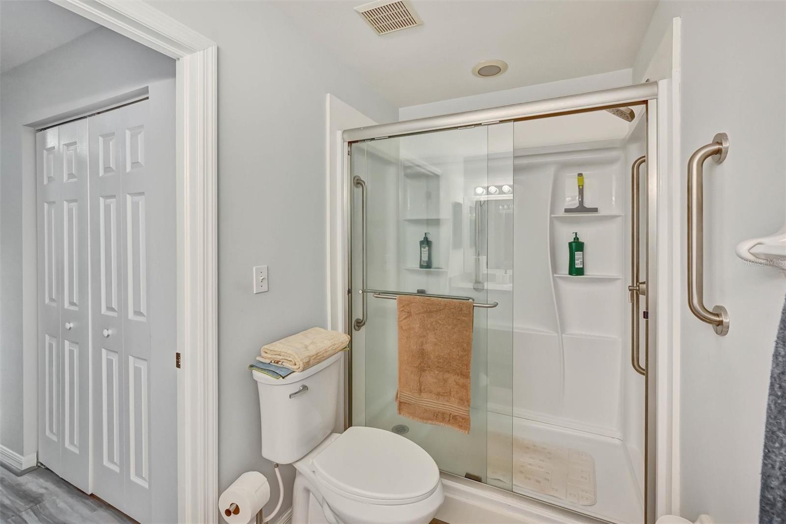 15441 Bellamar Cir #1113 Property Photo 17