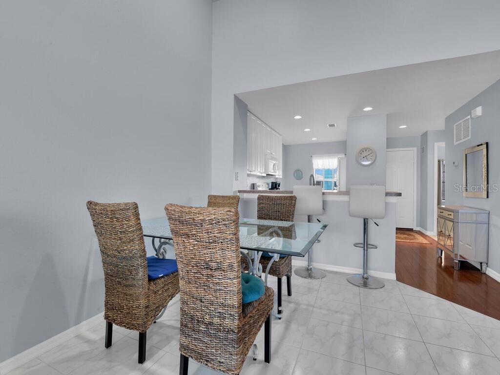 5762 Sabal Trace Dr #201 Property Photo 3