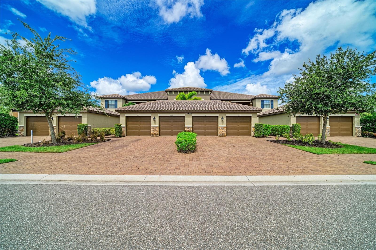 13815 Messina Loop #101 Property Photo 4