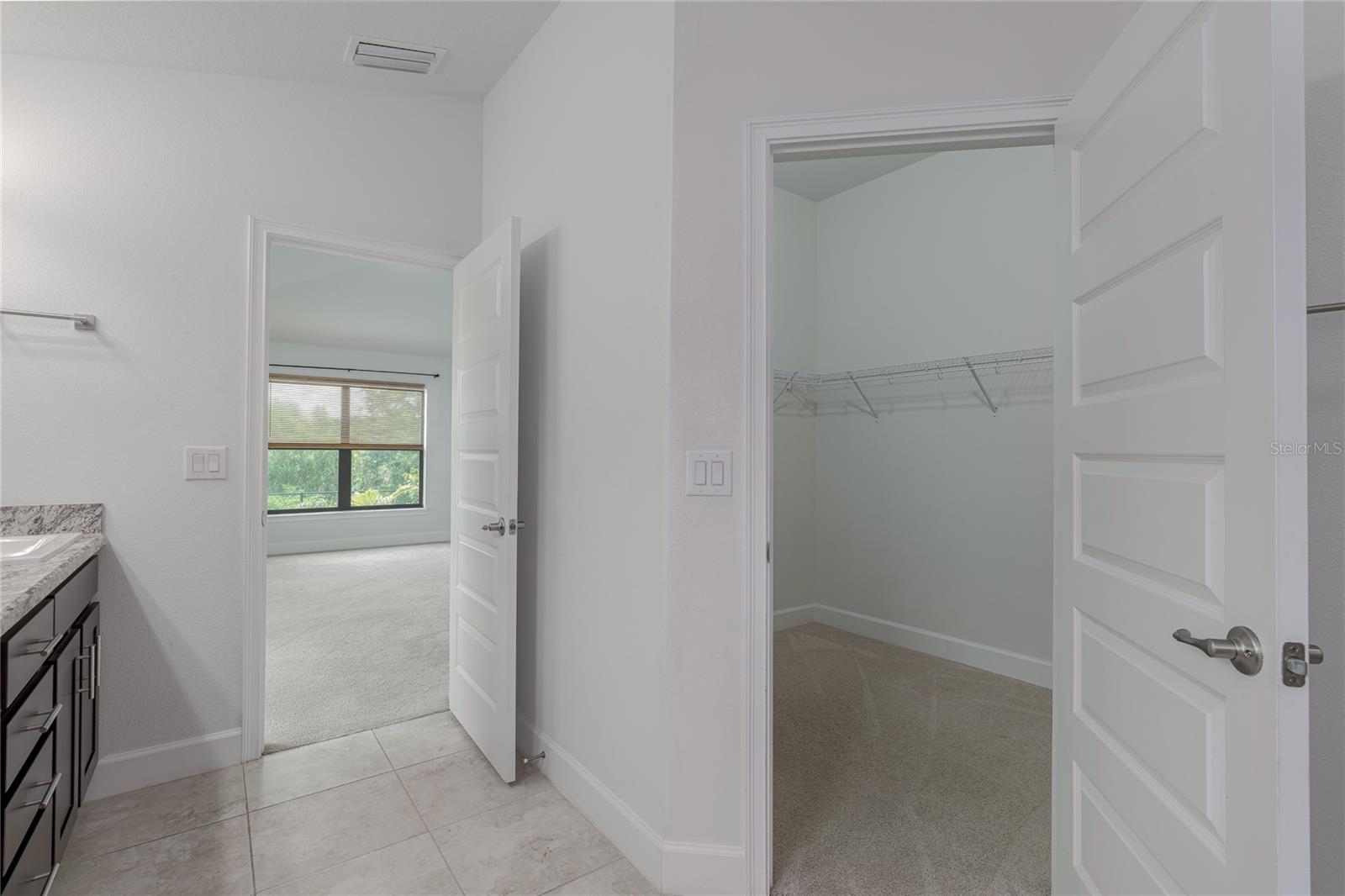 9123 46th Ct E Property Photo 16