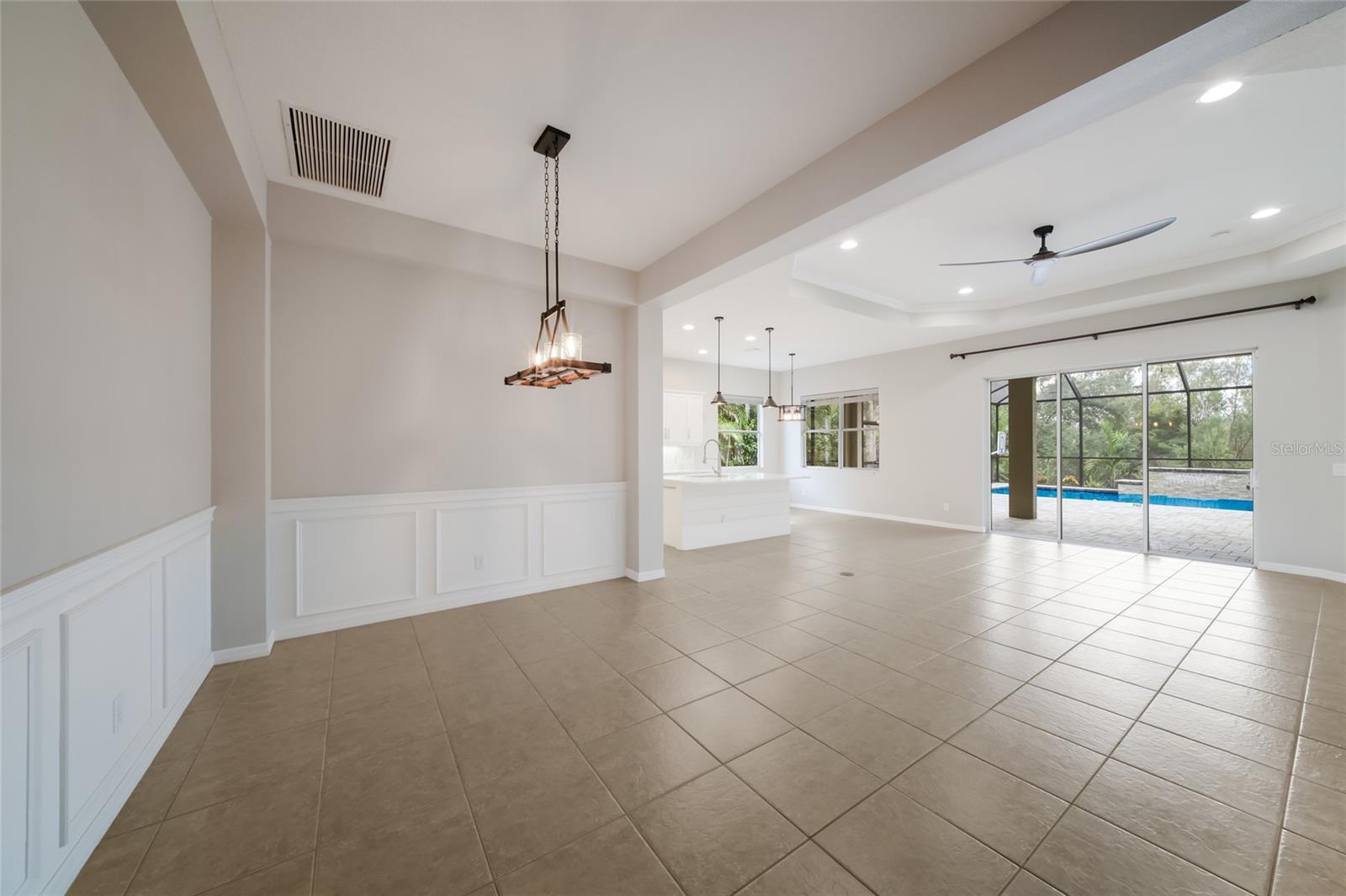 4804 Boston Common Gln Property Photo 10