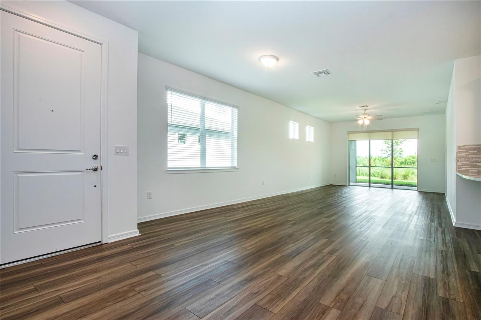 10641 Spring Tide Way Property Photo 11