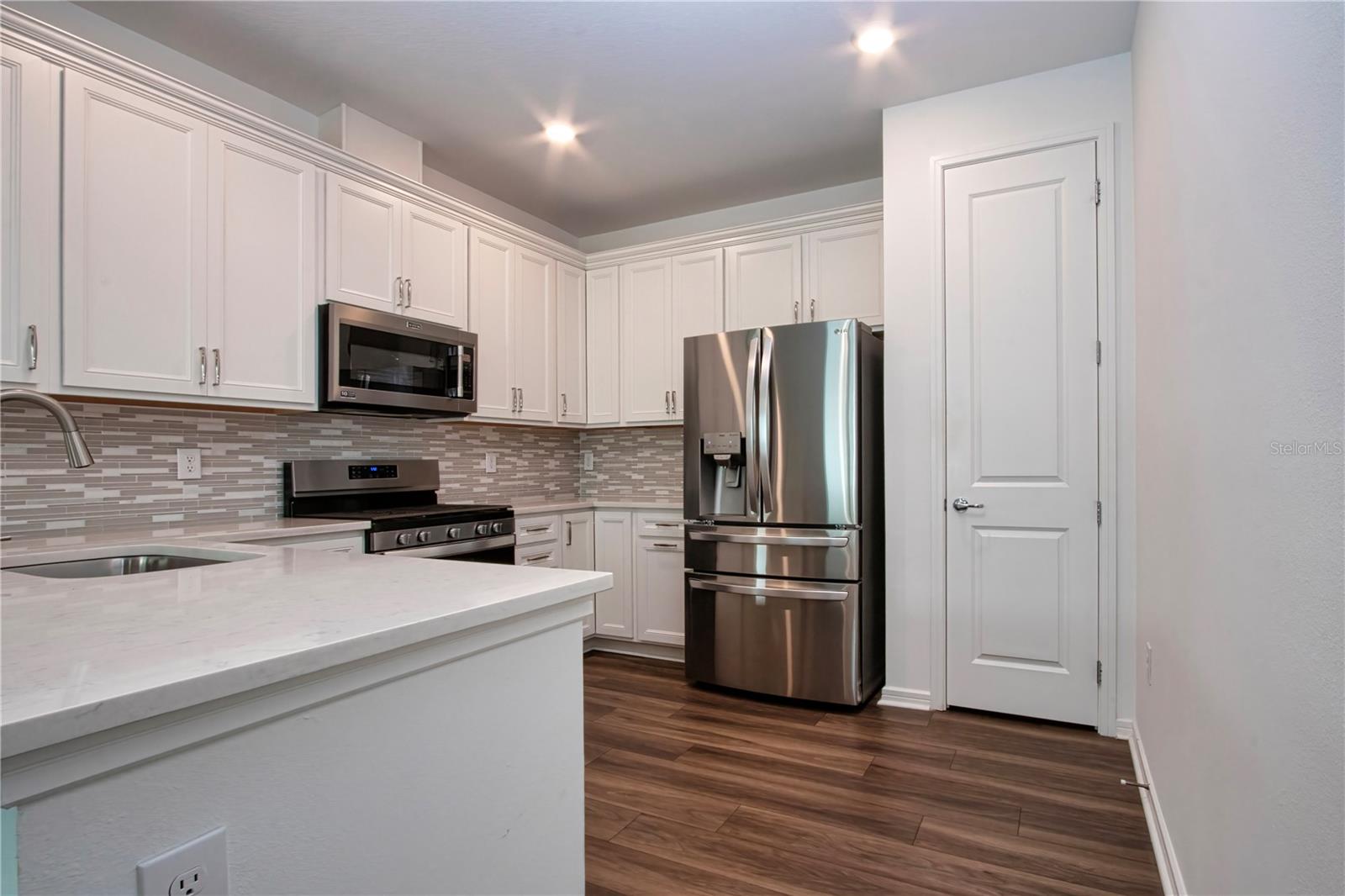 10641 Spring Tide Way Property Photo 19
