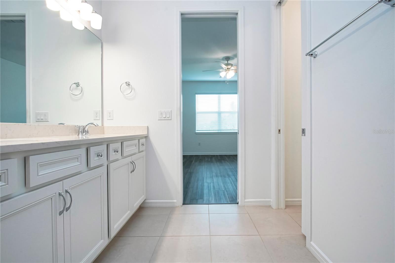 10641 Spring Tide Way Property Photo 33