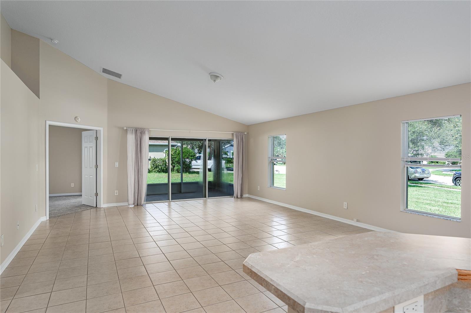 5231 119th Ter E Property Photo 5