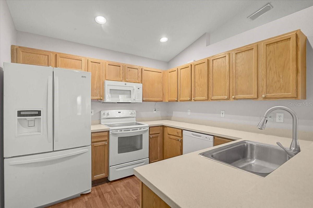 4240 Malickson Dr Property Photo 8