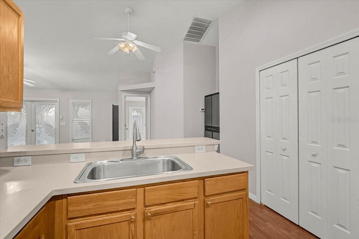 4240 Malickson Dr Property Photo 10